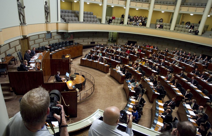 парламент Финляндии НАТО