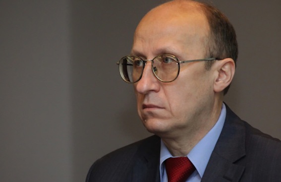 Вице-губернатор Михаил Мокрецов