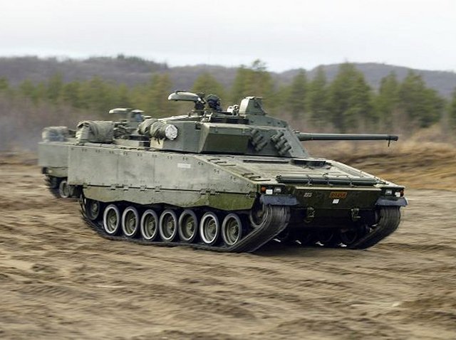 БМП CV90