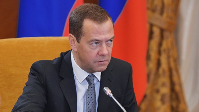 Медведев