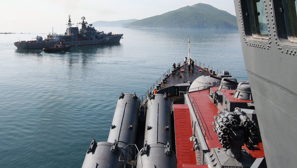 море