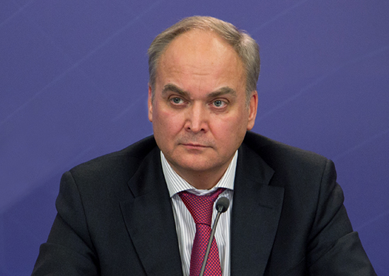 Заместитель Министра обороны Анатолий Антонов