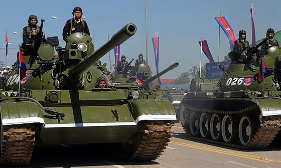 танки T-54 T-55
