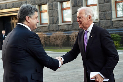 США