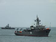 Морской тральщик ”Иван Голубец” и малый ракетный корабль ”Мираж” возвращаются в Севастополь